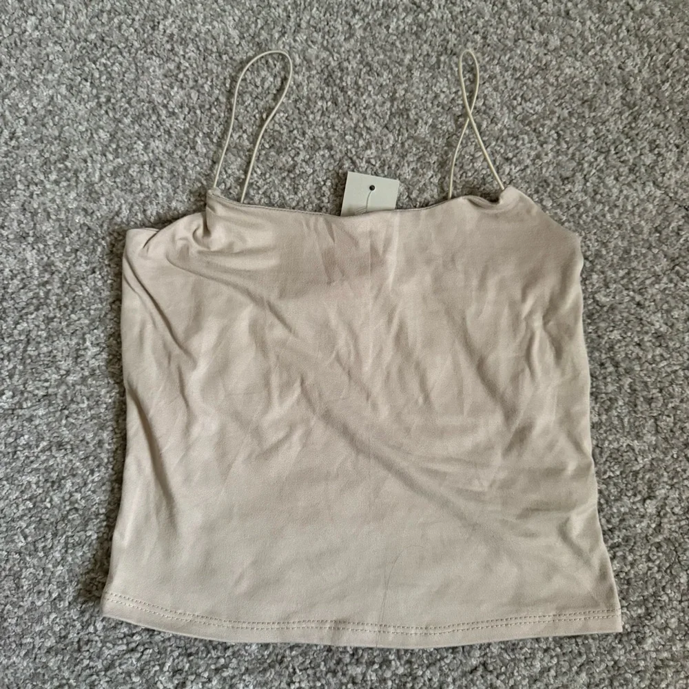 Crop Top Bundle - Picture 5 of 5